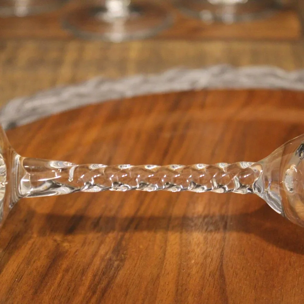 Wine Glasses and Aerator